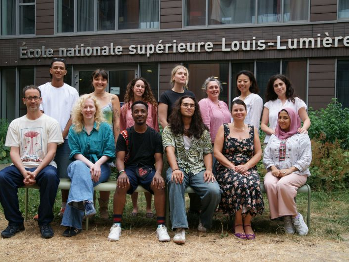 Photo de groupe de la promotion du programme d'été